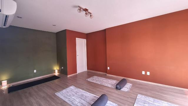 Imagem 1 da galeria do parceiro Yoga Cássia - LivingUp Studio Terapêutico e Coworking