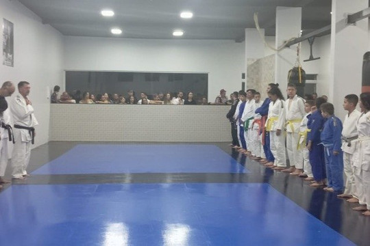 Imagem 3 da galeria do parceiro Centro de Treinamento Crystian Kan