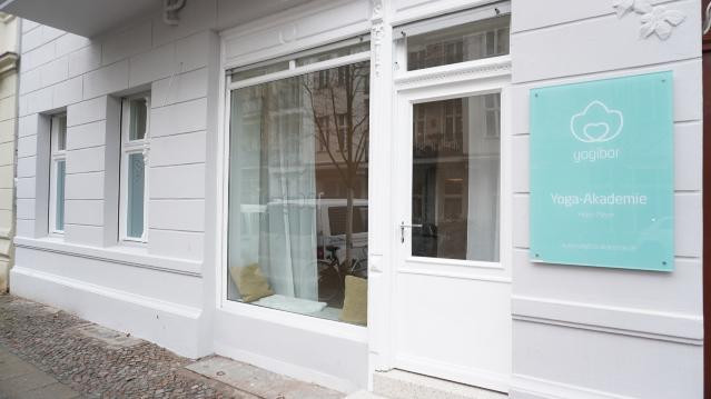 Bild 2 von Yogibar Akademie Partnergalerie