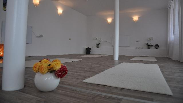 Bild 2 von Yogagarten Aldingen Partnergalerie
