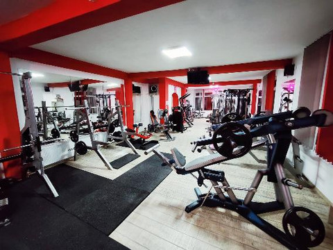 Imaginea 1 din Urban Fithouse galeria partenerului