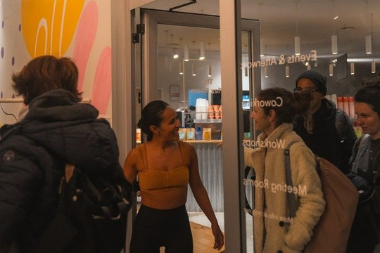 Imagen 2 de la galería del partner The Rocket yoga playground: TRYP EIXAMPLE