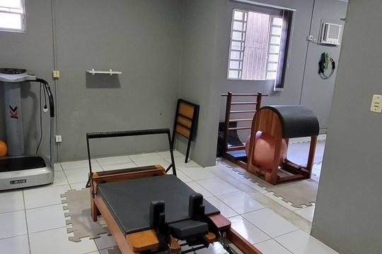 Imagem 3 da galeria do parceiro Academia Personal Center - Espaço de Saúde e Bem-Estar