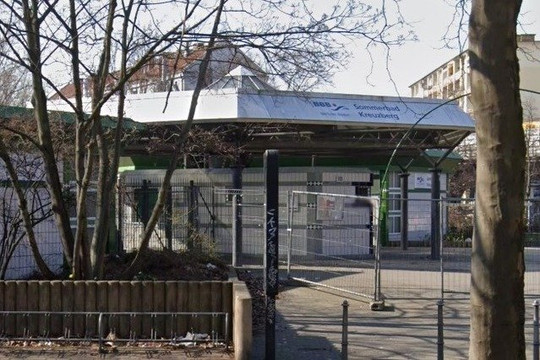 Bild 2 von Sommerbad Kreuzberg Partnergalerie