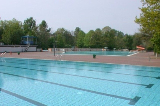 Bild 3 von Sommerbad Kreuzberg Partnergalerie