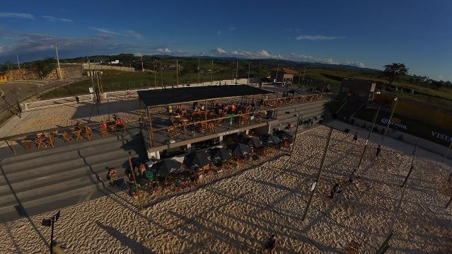 Imagem 1 da galeria do parceiro Vista Beach Club - Esporte & Lazer