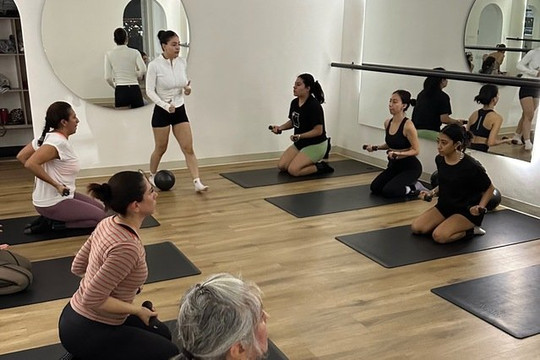 Imagen 1 de la galería del partner Moon Barre