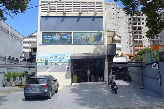 Imagem 2 da galeria do parceiro Squash Tennis Lounge