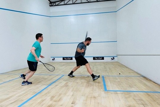Imagem 1 da galeria do parceiro Squash Tennis Lounge