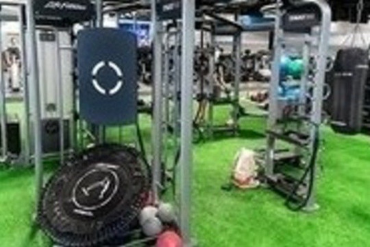 Image 2 from EoS Fitness - Phoenix: 16th St/Bethany Home Rd partner gallery