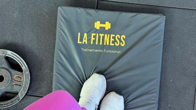 Imagem 3 da galeria do parceiro La Fitness Treinamento Funcional