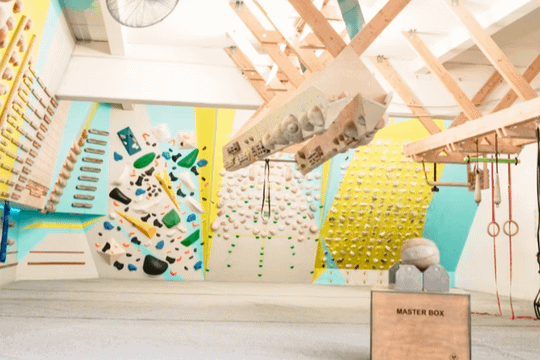 Bild 3 von Boulderhalle Blockhaus Freiburg Partnergalerie