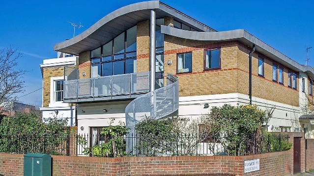 Image 2 from Nikki Grass Pilates - Hammersmith partner gallery