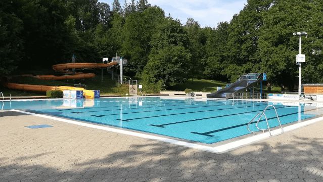 Bild 1 von Freibad St. Georgen Altötting Partnergalerie
