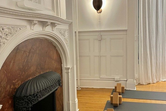 Image 3 from Aura Studio NYC partner gallery