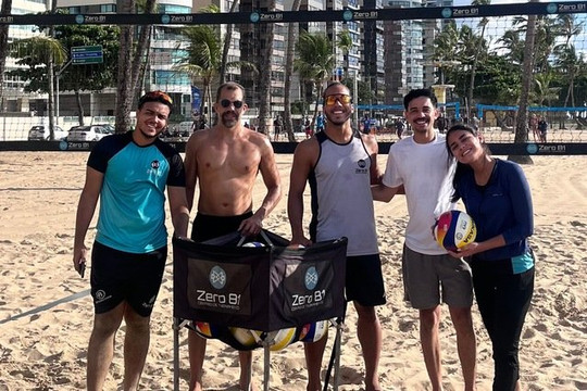 Imagem 2 da galeria do parceiro Zero 81 Vôlei de Praia
