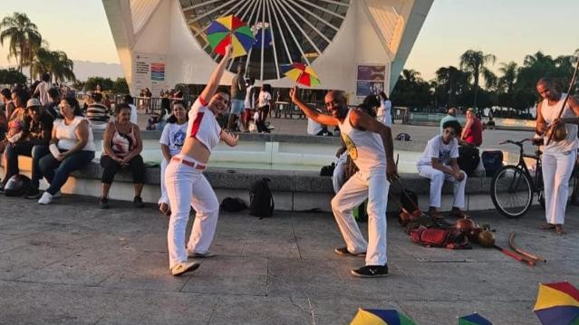 Imagem 3 da galeria do parceiro Capoeira na Pequena África