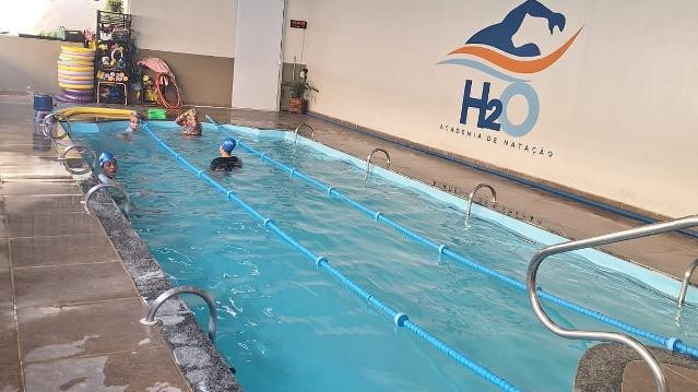 Imagem 1 da galeria do parceiro H2O Escola de Natação