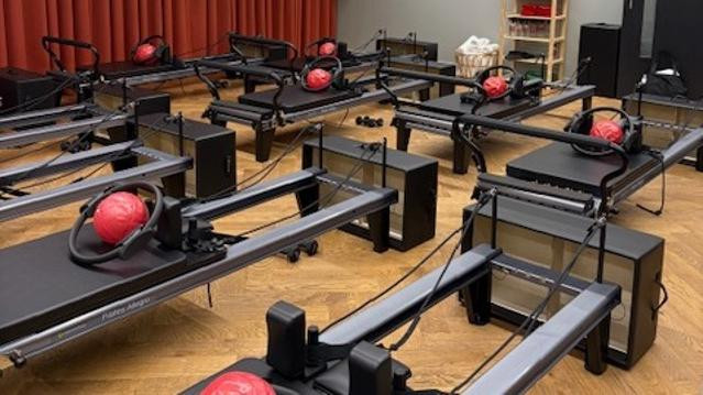 Image 2 from Frame - Victoria partner gallery