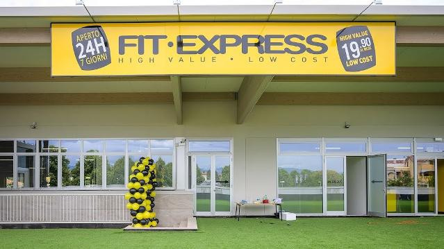 Immagine 2 dalla galleria del partner Fit Express Arezzo