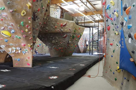 Image 1 from Hangar 18 - High Desert partner gallery