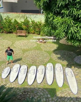 Imagem 3 da galeria do parceiro Escola de Surf Robini Surf Team