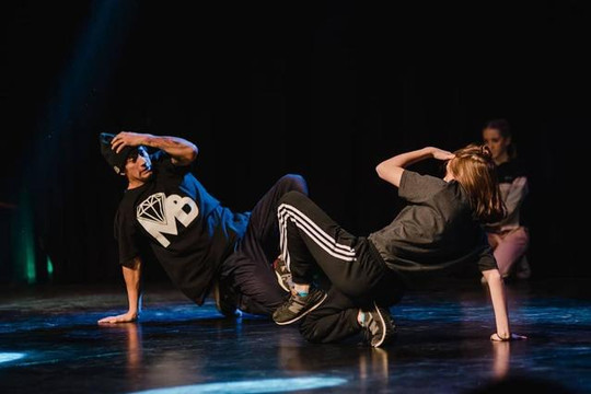 Imagen 2 de la galería del partner MB estudio de danzas de Micaela Meindl