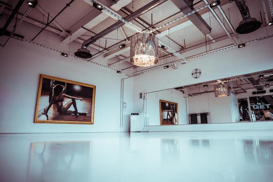 Bild 2 von JONNY M. Club Otto-Konz Partnergalerie