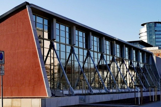 Bild 2 von Schwimmsportkomplex Freiberger Platz Partnergalerie