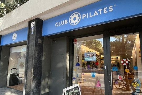 Imagen 2 de la galería del partner Club Pilates Sant Gervasi (uso de calcetines antideslizantes obligatorio)