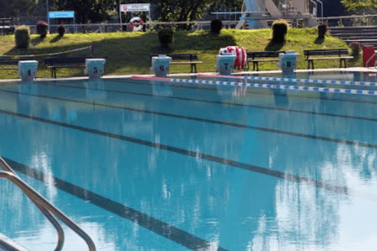 Bild 3 von Freibad Garching an der Alz Partnergalerie