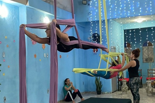 Imagem 1 da galeria do parceiro Circo na garagem