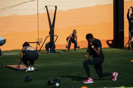 Image 1 from Sweat • Outdoor HIIT Gym partner gallery