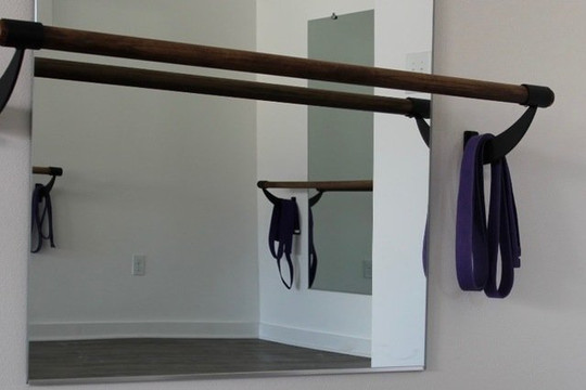 Imagen 1 de la galería del partner Barre Collective MKE