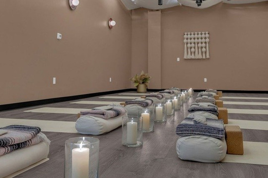 Image 1 from Yoga Moderne partner gallery