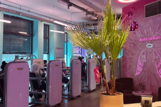 Bild 3 von Pink Frauen Fitness Partnergalerie