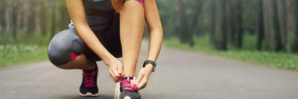 El gran dilema se presenta ante las personas que no son mañaneras y para las que se encierran temprano porque la hora del sueño les llega desde las 8:30 pm. ¿Ejercicio por la mañana o por la tarde/noche? Cada persona es diferente y ese es el primer factor para resolver el dilema de cuál es […]