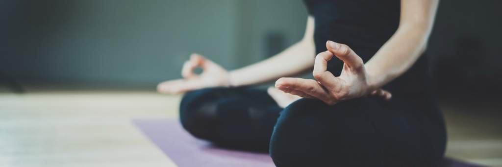 Hacer ejercicio de manera constante es muy importante a cualquier edad. Por esta razón, todos los profesionales de la salud lo recomiendan. Realizar actividad física te ayuda a prevenir enfermedades como: problemas cardíacos, obesidad, diabetes y cáncer. Además, mejora el humor, la autoestima y disminuye la posibilidad de desarrollar trastornos, como depresión y ansiedad. Por […]