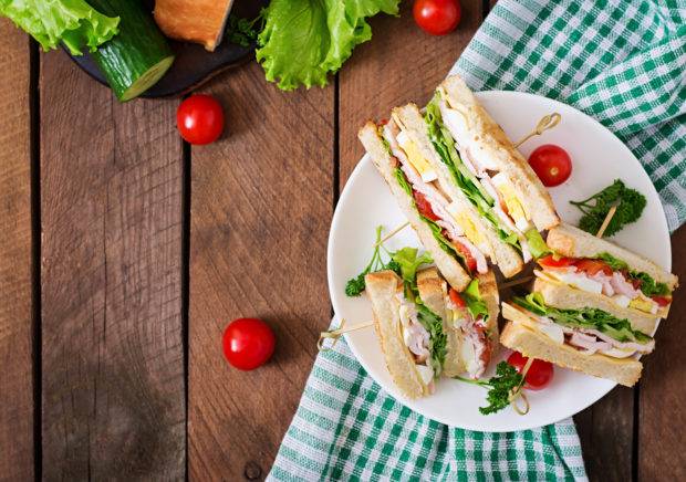 El plato del buen comer es una guía de alimentación que forma parte de la Norma Oficial Mexicana para la promoción y educación para la salud en materia alimentaria, la cual establece criterios para la orientación nutritiva en México. El plato del buen comer facilita la identificación de los tres grupos de alimentos (verduras y […]